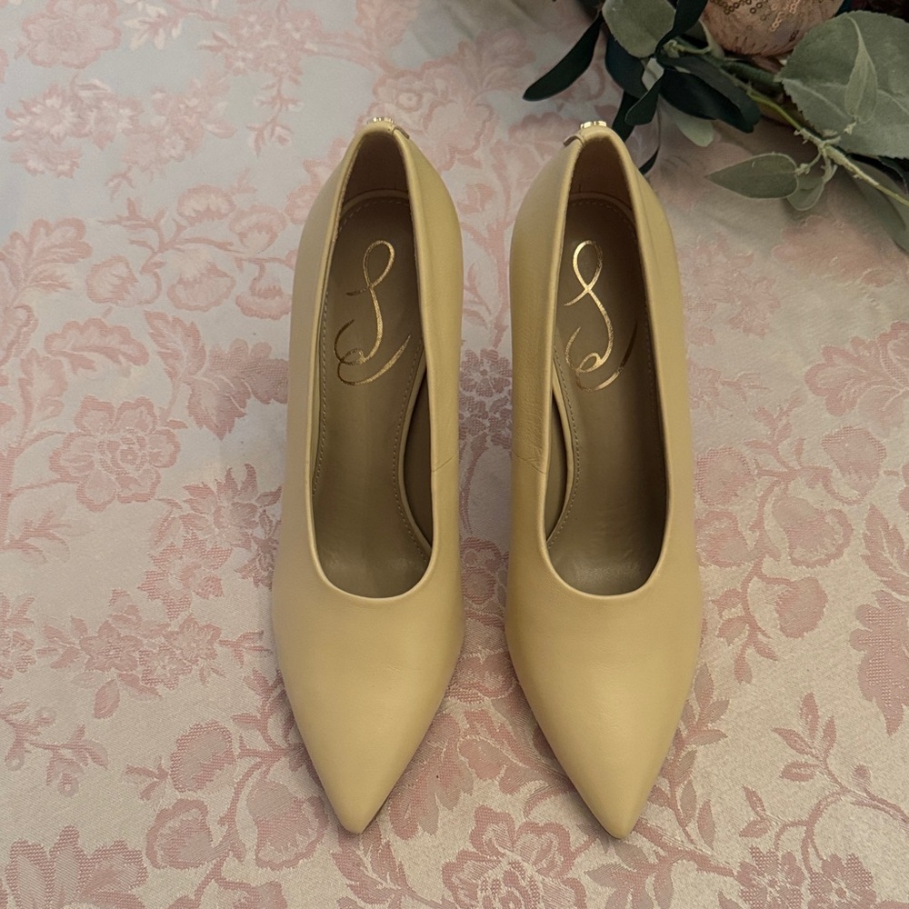 Sam Edelman Hilton Heels